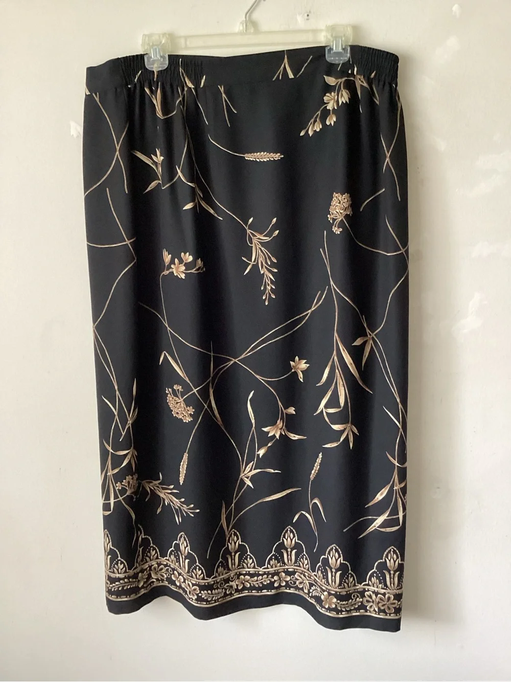 Chaus Black and beige Floral Print wrap maxi Skirt